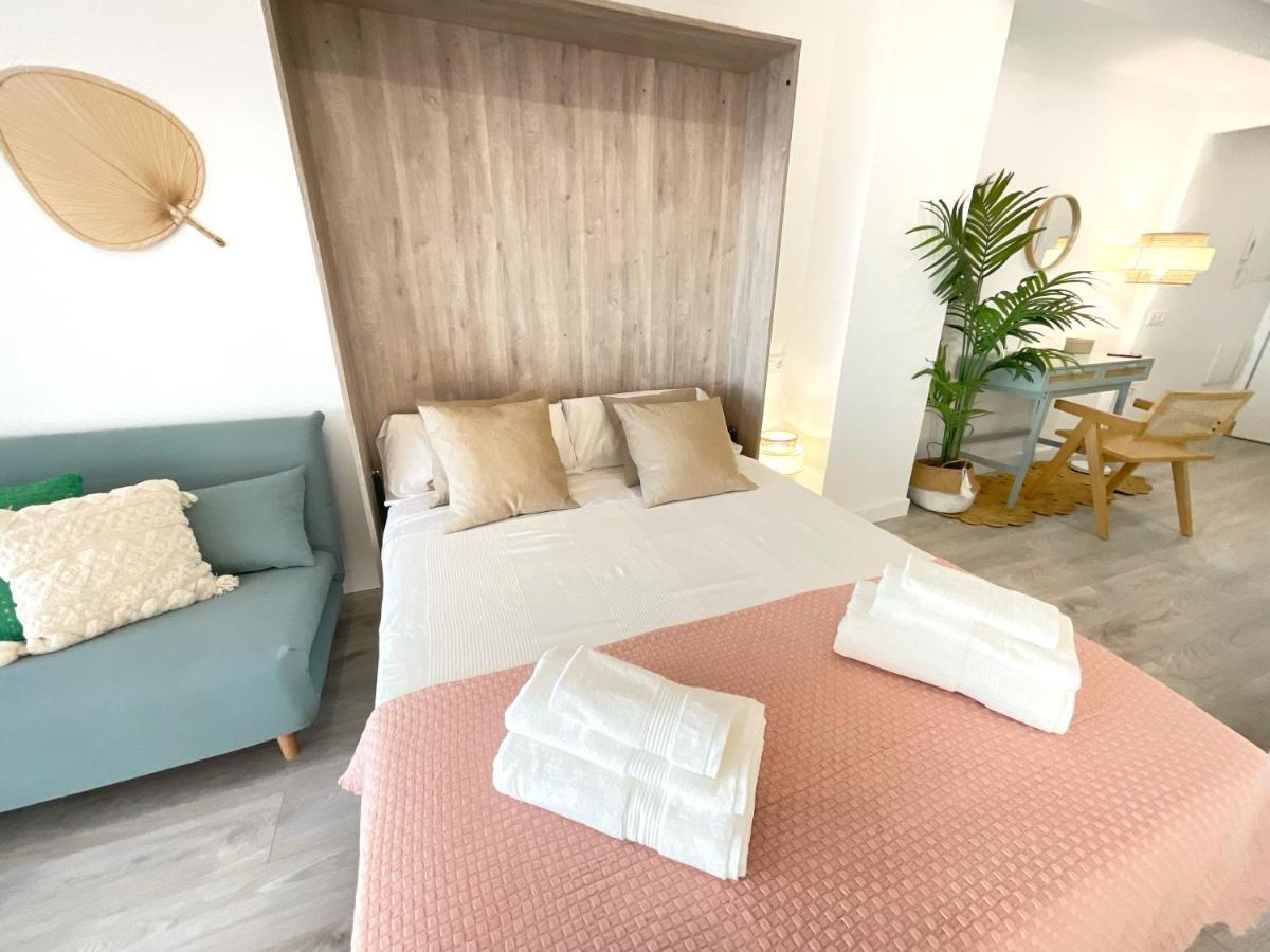 Cs6 Kaleria Suites Almería Exteriér fotografie
